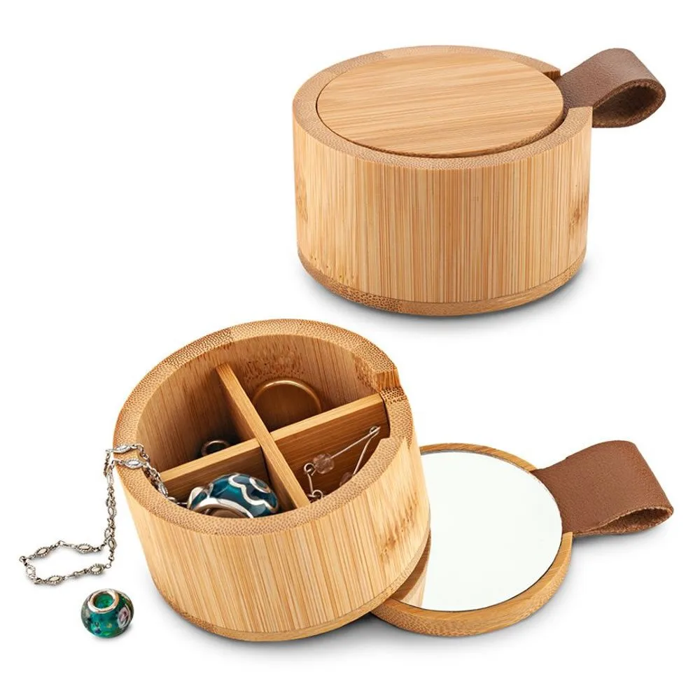 div-1037 general oyero Eco Bamboo con joyas organizadas en los compartimentos.