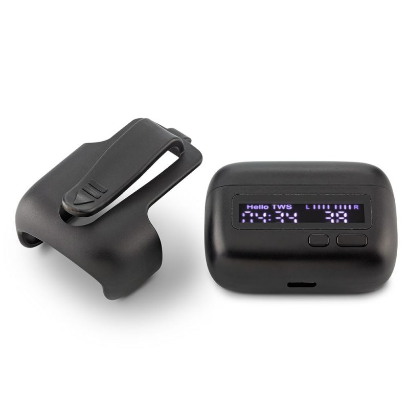 Detalle de los audífonos Bluetooth Emmett con gancho para cargar.