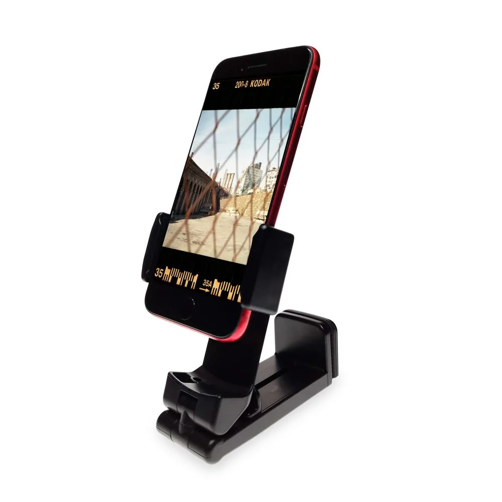 tec-579 general1 Soporte para Móviles Jet plegable con un smartphone colocado.