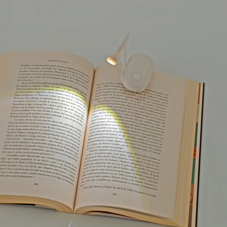 Clip con Luz para Lectura