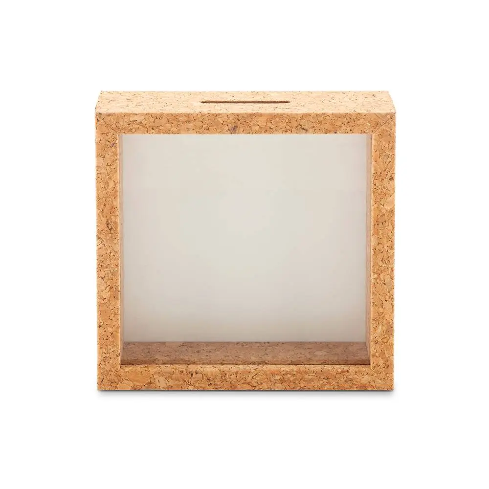 Alcancía Cork DIV-1156 en corcho natural con visor de vidrio para ahorro y personalización corporativa.